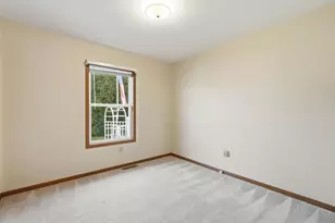 923 Sunrise Dr, Wapakoneta, OH 45895 - Photo 28