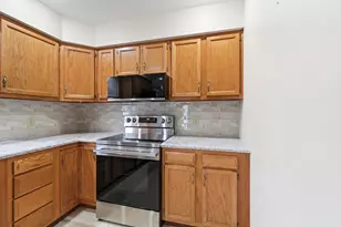 923 Sunrise Dr, Wapakoneta, OH 45895 - Photo 14