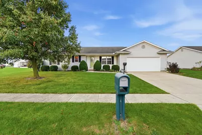 923 Sunrise Drive, Wapakoneta, OH 45895 - Photo 1