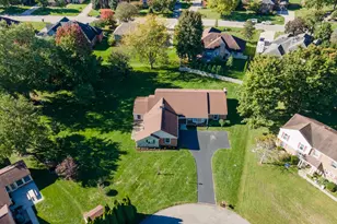 650 Oakwood Ct, Troy, OH 45373 - Photo 6