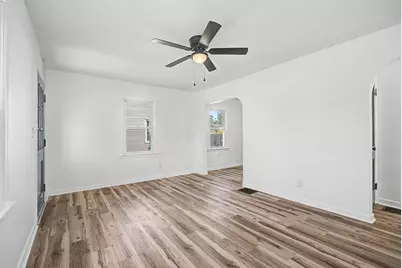 228 N Douglas Avenue, Springfield, OH 45503 - Photo 10
