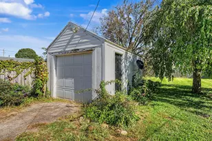 228 N Douglas Ave, Springfield, OH 45503 - Photo 28
