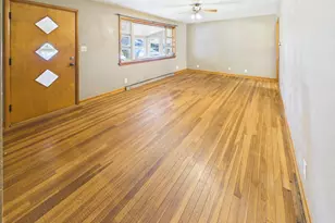 120 E Lincoln Dr, Greenville, OH 45331 - Photo 2
