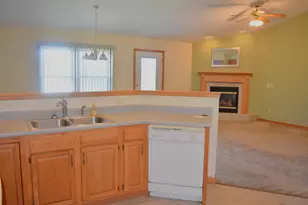 2104 Indian Ridge Dr, Piqua, OH 45356 - Photo 10