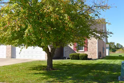 2104 Indian Ridge Drive, Piqua, OH 45356 - Photo 2