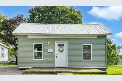 632 Oakland Avenue, Bellefontaine, OH 43311 - Photo 1