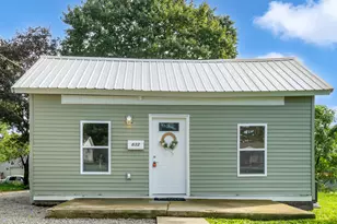 632 Oakland Ave, Bellefontaine, OH 43311 - Photo 1