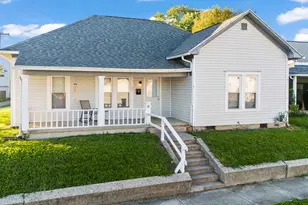 18 N Cedar St, Troy, OH 45373 - Photo 1