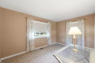 1981 Campus Dr, Fairborn, OH 45324 - Photo 14