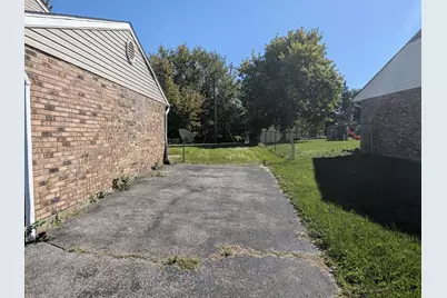 7048 Safari Drive, Dayton, OH 45424 - Photo 4