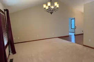 2404 Kensington Dr, Saint Marys, OH 45885 - Photo 14