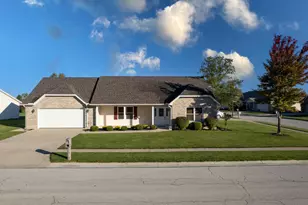 2404 Kensington Dr, Saint Marys, OH 45885 - Photo 8