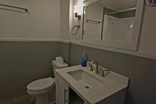 2834 N Limestone St, Springfield, OH 45503 - Photo 6