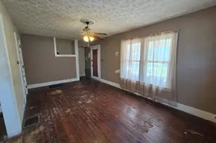 2077 Stanview Ave, Dayton, OH 45404 - Photo 8
