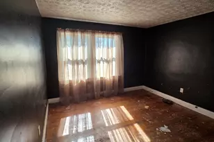 2077 Stanview Ave, Dayton, OH 45404 - Photo 10
