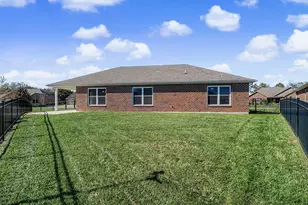 864 W Bentley Cir, Troy, OH 45373 - Photo 38