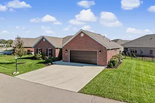 864 W Bentley Cir, Troy, OH 45373 - Photo 40
