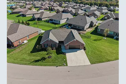 864 W Bentley Circle, Troy, OH 45373 - Photo 44