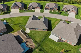 864 W Bentley Cir, Troy, OH 45373 - Photo 50