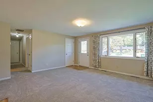 948 Pool Ave, Vandalia, OH 45377 - Photo 6