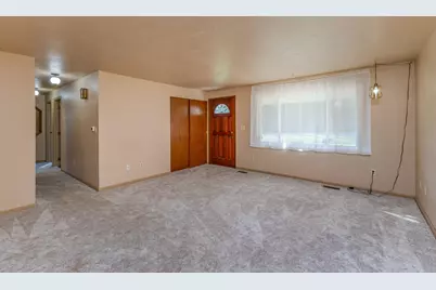 15 Windmere Drive, Troy, OH 45373 - Photo 18