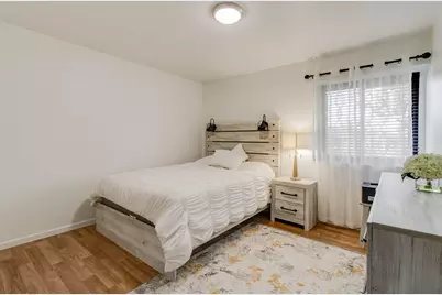 3210 Gambit Square, Dayton, OH 45449 - Photo 8