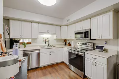 3210 Gambit Square, Dayton, OH 45449 - Photo 4