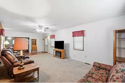 7570 Troy Road, Springfield, OH 45502 - Photo 12