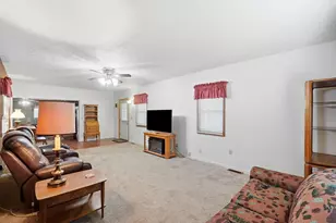 7570 Troy Rd, Springfield, OH 45502 - Photo 12