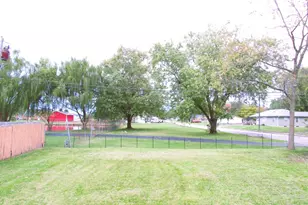 202 W College St, Jackson Center, OH 45334 - Photo 32