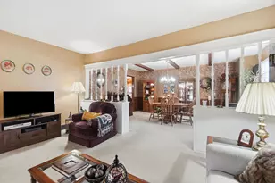 504 Buchanan St, Wapakoneta, OH 45895 - Photo 14