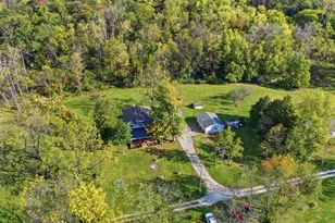 5627 S Pitchin Rd, Springfield, OH 45502 - Photo 2