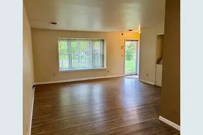 2308 N Metcalf Street, Lima, OH 45801 - Photo 2