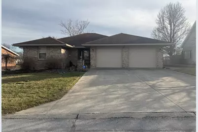 821 Helen Drive, Wapakoneta, OH 45895 - Photo 1