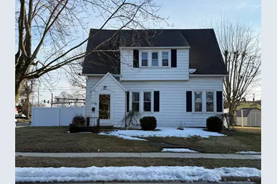 328 E Livingston Street, Celina, OH 45822 - Photo 1
