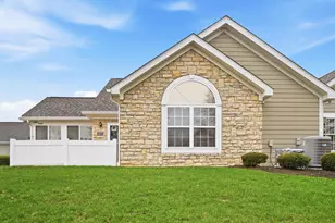 4662 Cobblestone Dr, Tipp City, OH 45371 - Photo 1