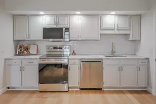 732 Grandview Dr, Springfield, OH 45503 - Photo 1