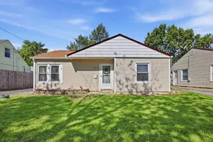 421 Alexander Dr, Dayton, OH 45403 - Photo 1
