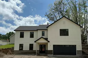 1767 Northpoint Ln, Springfield, OH 45503 - Photo 1