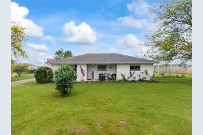 5235 Middle Urbana Road, Springfield, OH 45502 - Photo 1