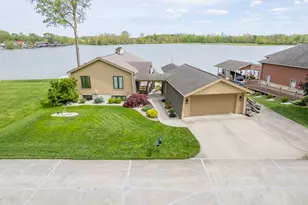 9072 Hickory Ln, Huntsville, OH 43324 - Photo 1