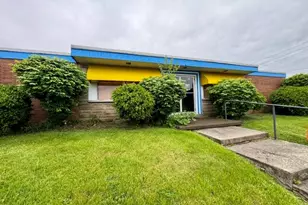 1803 W Columbia St, Springfield, OH 45504 - Photo 1