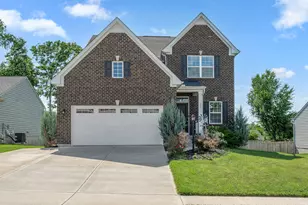 137 Mariner Dr, Fairborn, OH 45324 - Photo 1