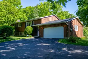 657 White Oak Dr, Springfield, OH 45504 - Photo 1