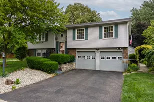 206 Brookwood Dr, Englewood, OH 45322 - Photo 1