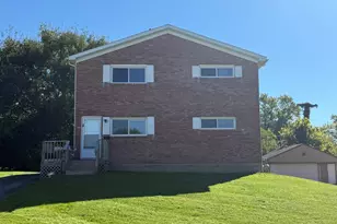2216 Iroquois St, Springfield, OH 45506 - Photo 1