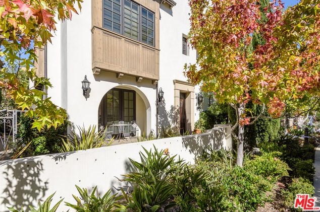 13076 Icon Cir, Los Angeles, CA 90094-2089