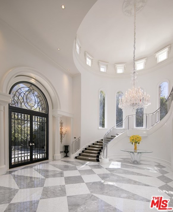 277 St Pierre Rd, Los Angeles CA  90077-3430 exterior