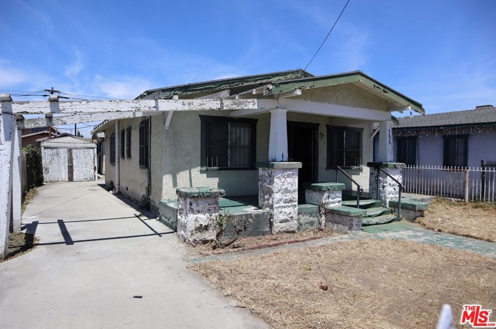 155 58th St, Los Angeles, CA 90011-5313