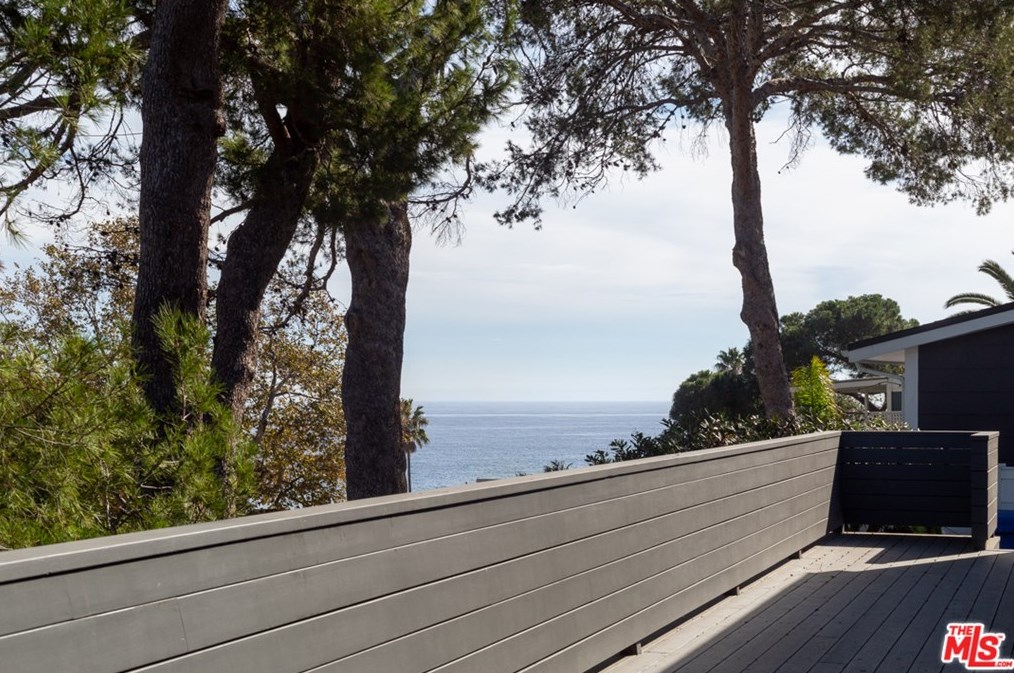 103 Paradise Cove Rd, Malibu, CA 90265-8103